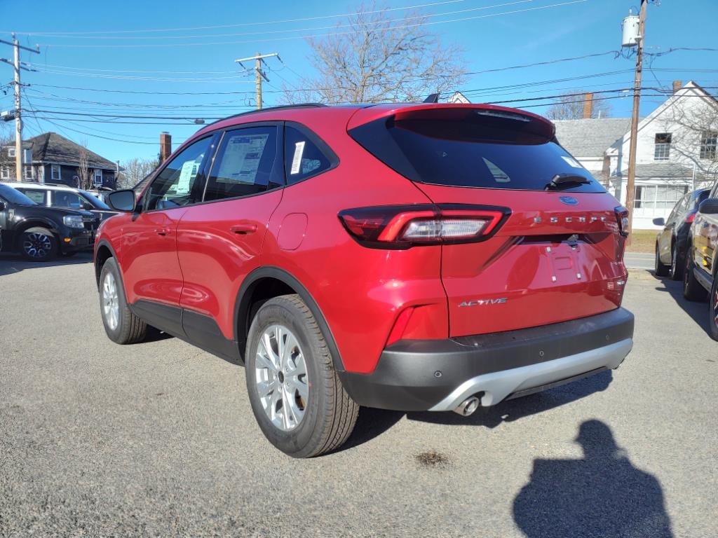 2025 Ford Escape Active photo 4