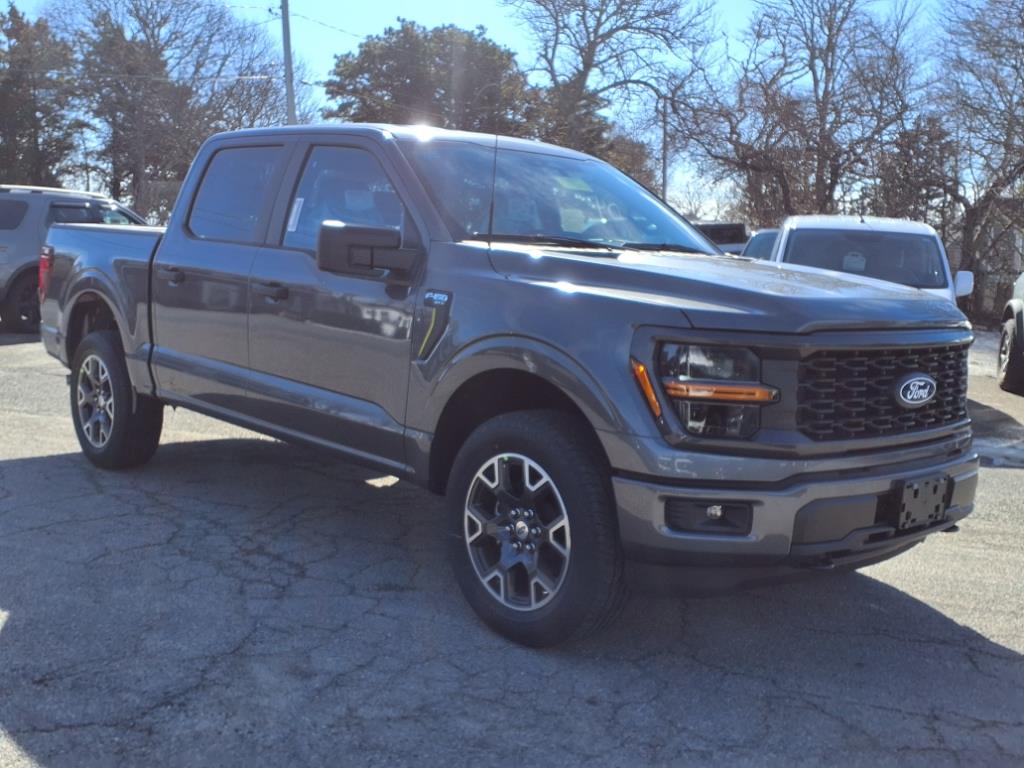 2025 Ford F-150 STX photo 3