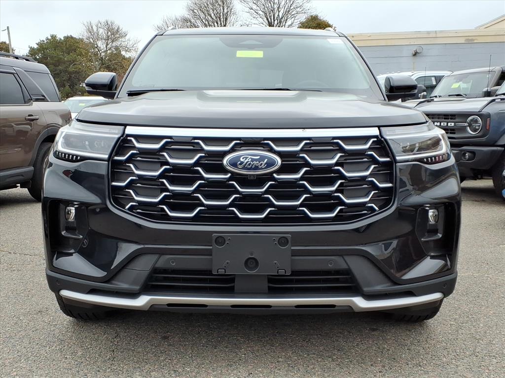 2026 Ford Explorer Platinum photo 2