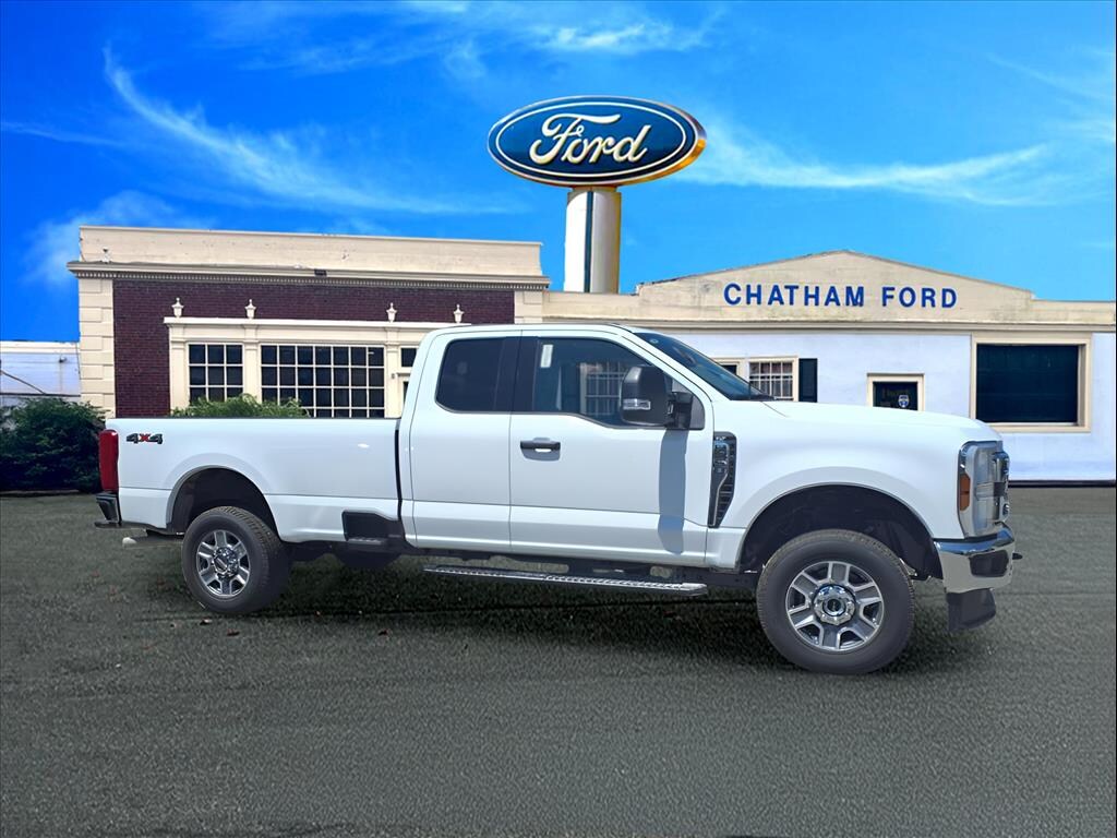 New 2025 Ford Super Duty F-250 XLT TRUCK