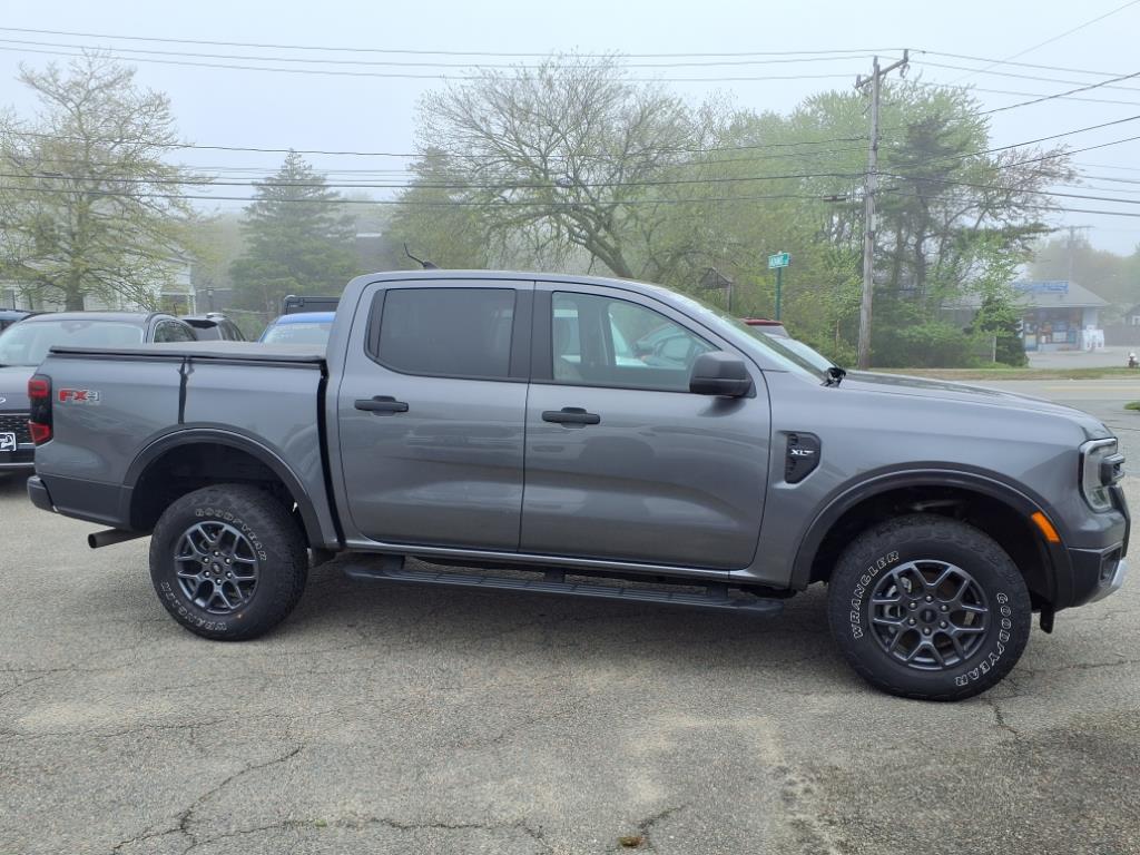 2024 Ford Ranger XLT photo 4