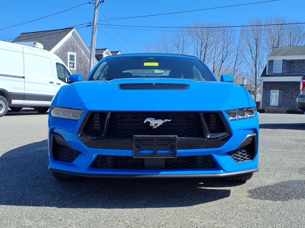 2025 Ford Mustang GT Premium Convertible photo 2