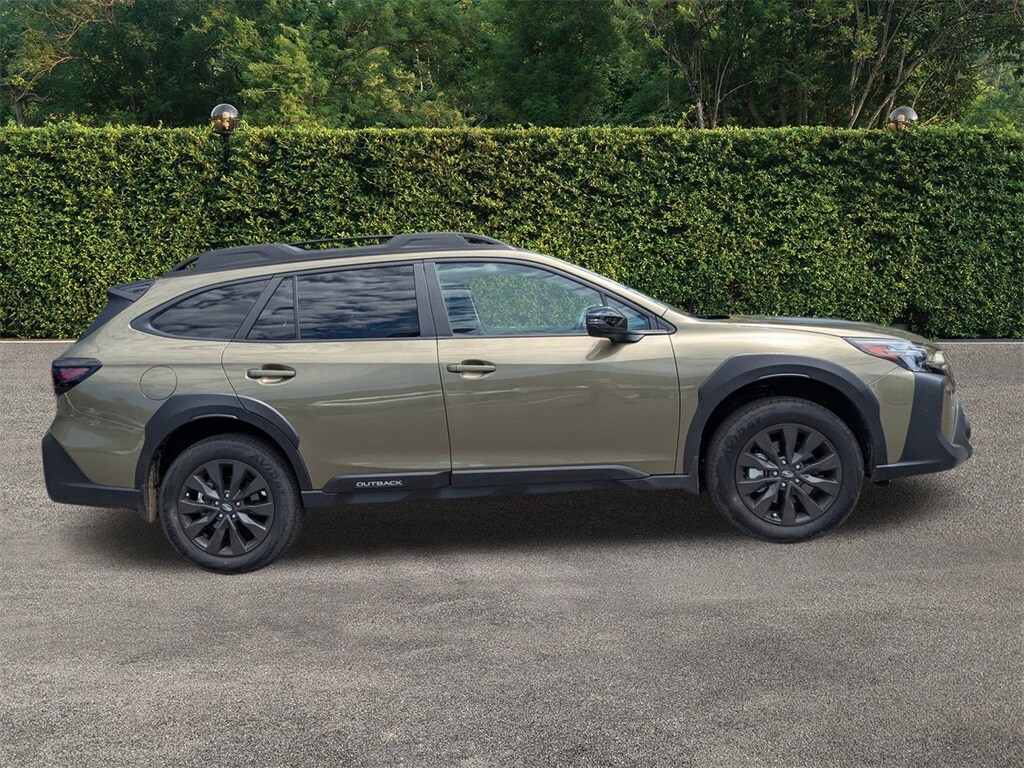 2025 Subaru Outback Onyx Edition photo 3