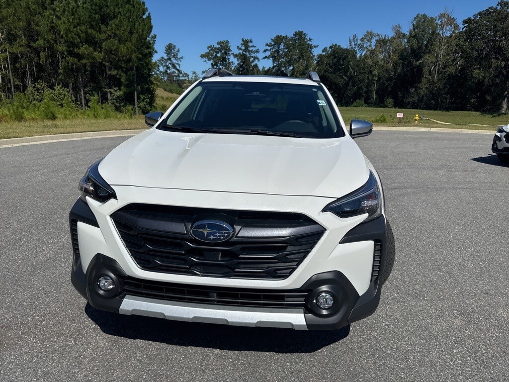 2025 Subaru Outback Touring XT photo 3