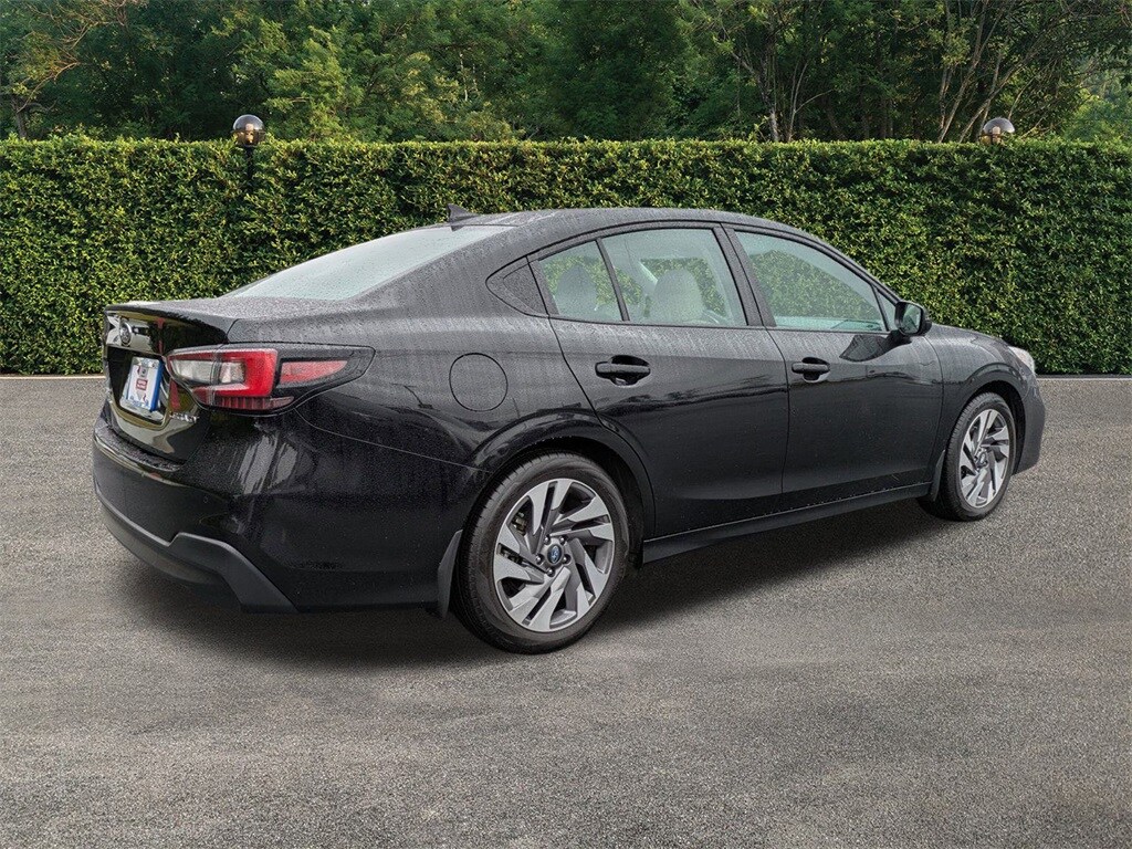 2025 Subaru Legacy Limited photo 4