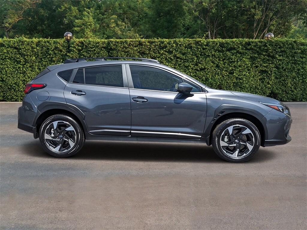 2024 Subaru Crosstrek Limited photo 2