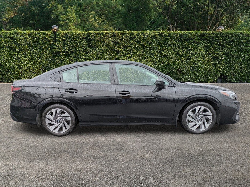 2025 Subaru Legacy Limited photo 3