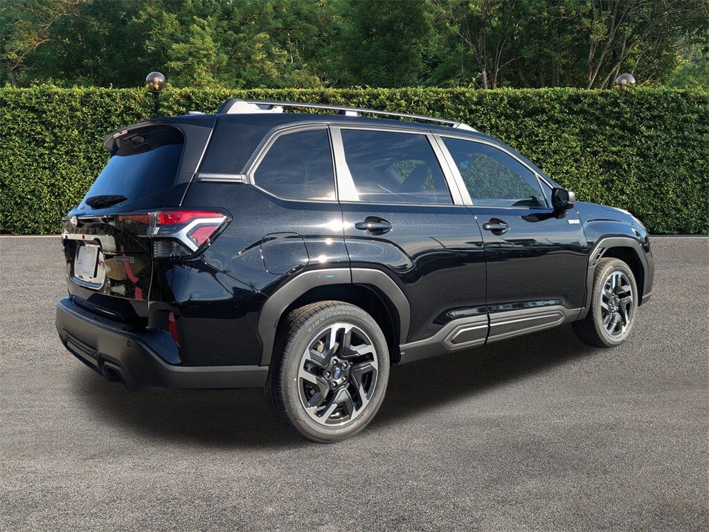 2025 Subaru Forester Limited photo 4