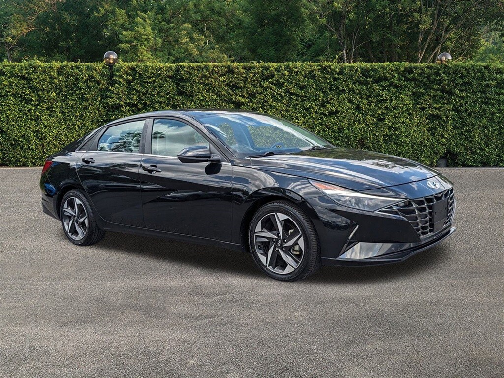 Used 2022 Hyundai Elantra Limited with VIN 5NPLP4AG7NH070021 for sale in Pooler, GA
