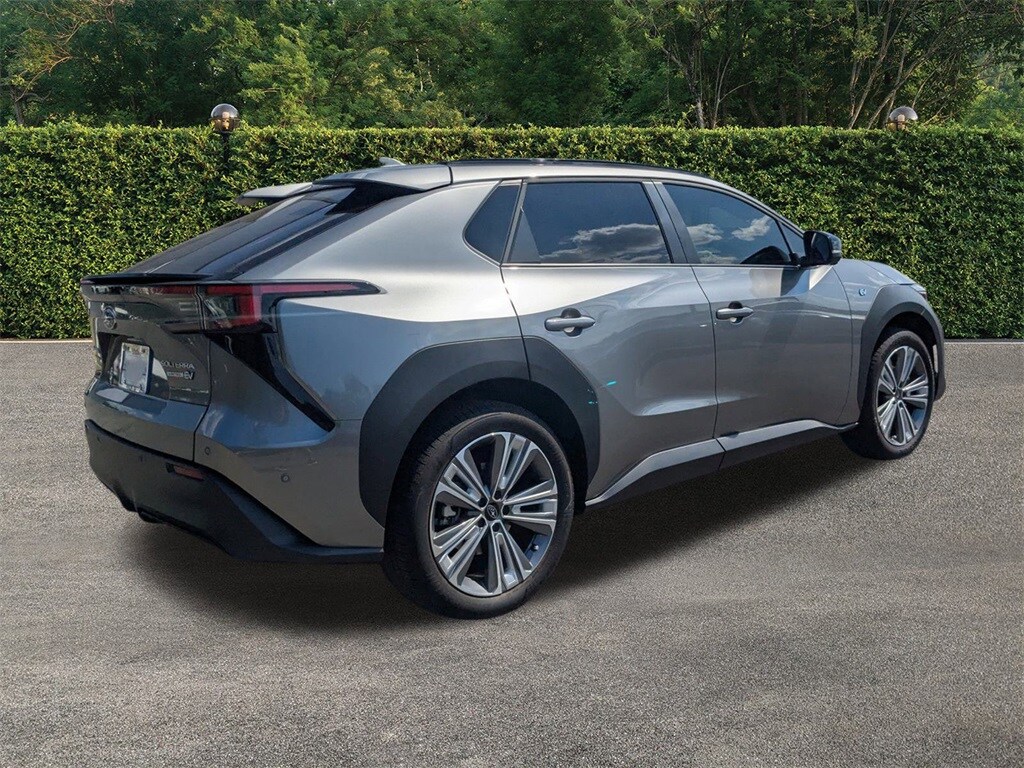 Used 2025 Subaru Solterra Limited SUV