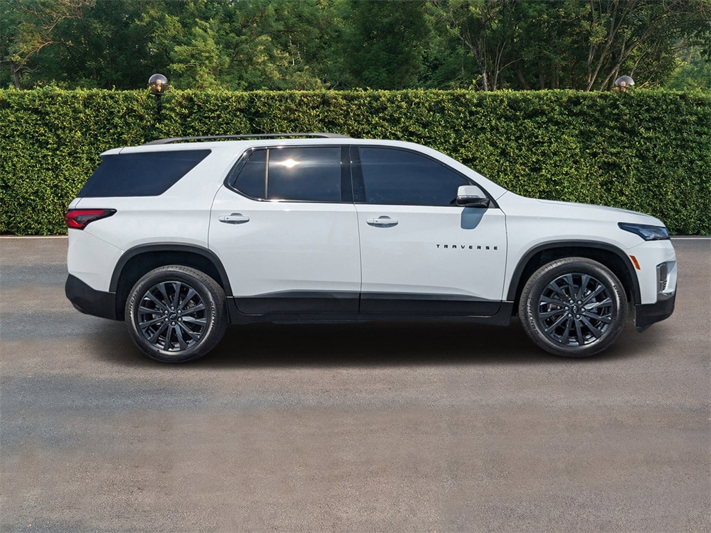 Used 2023 Chevrolet Traverse RS with VIN 1GNEVJKW0PJ128409 for sale in Pooler, GA