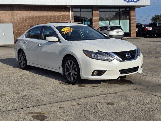 Used 2018 Nissan Altima SR with VIN 1N4AL3APXJC235407 for sale in Chatsworth, GA