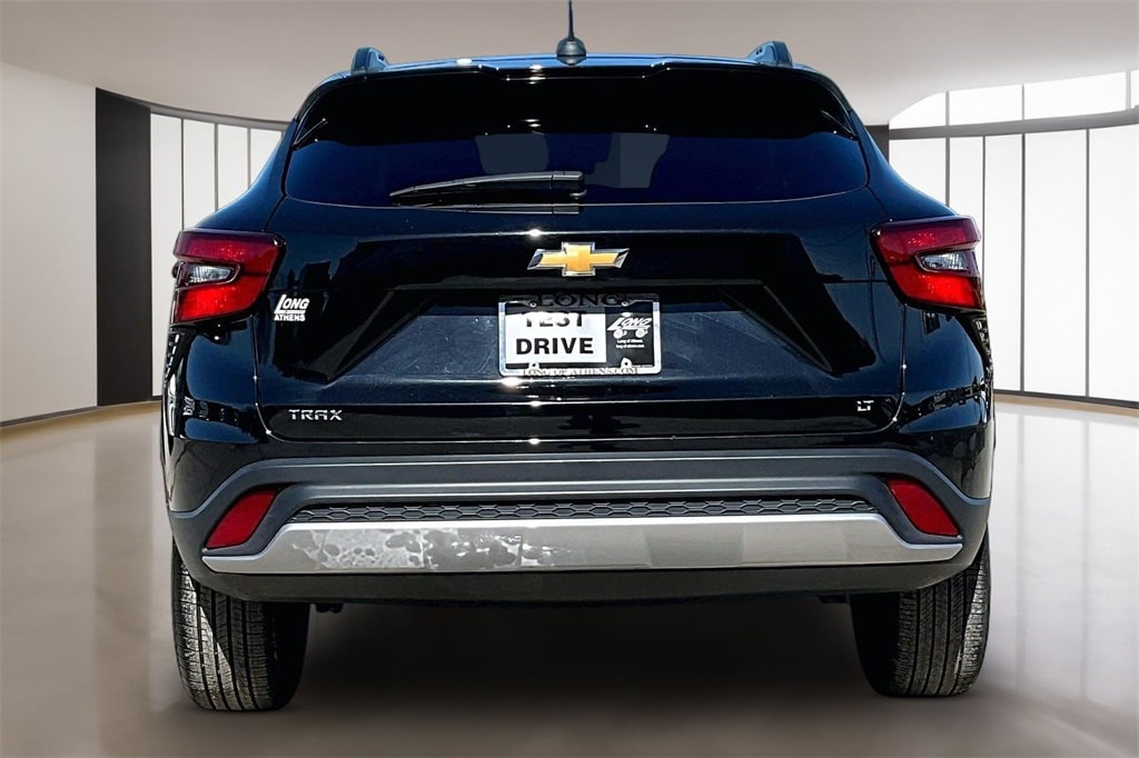 Used 2024 Chevrolet Trax LT SUV