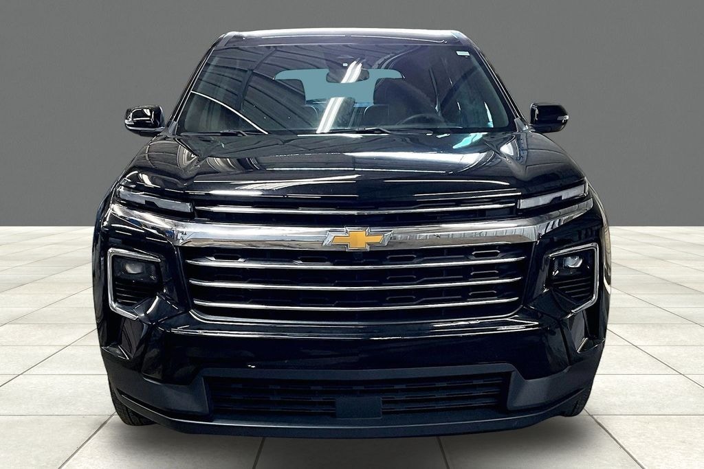 Used 2025 Chevrolet Traverse LT SUV