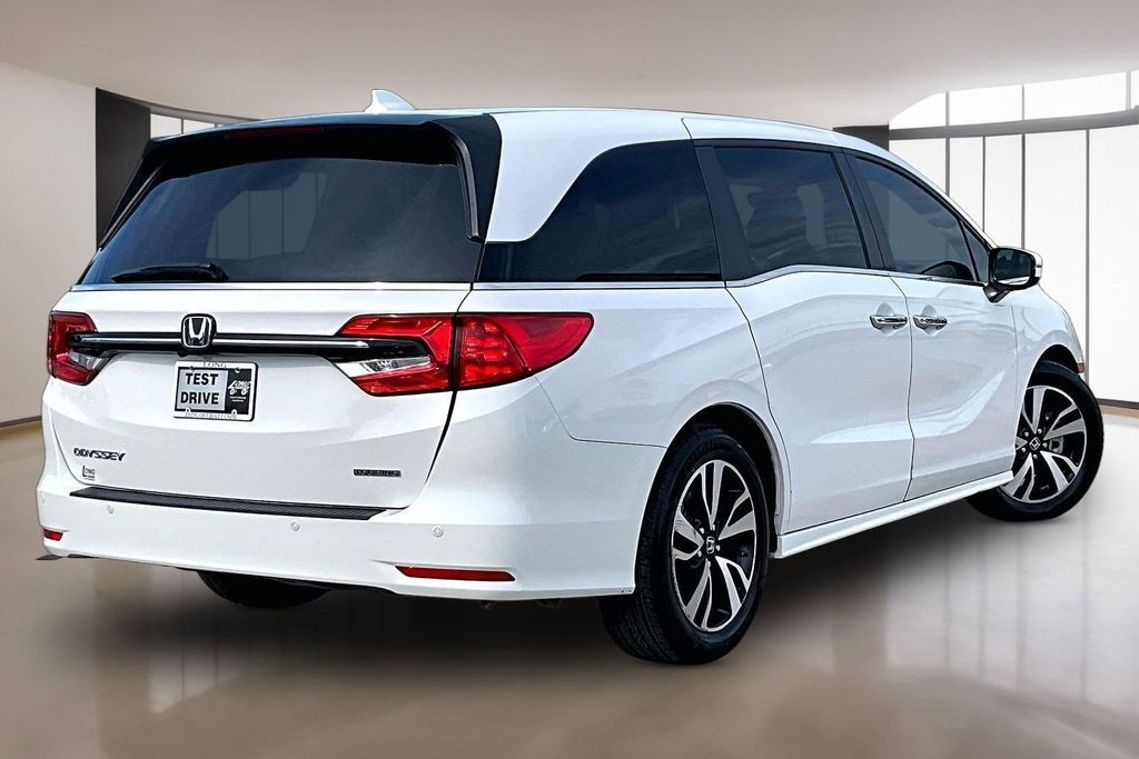 Used 2024 Honda Odyssey Touring Minivan/Van