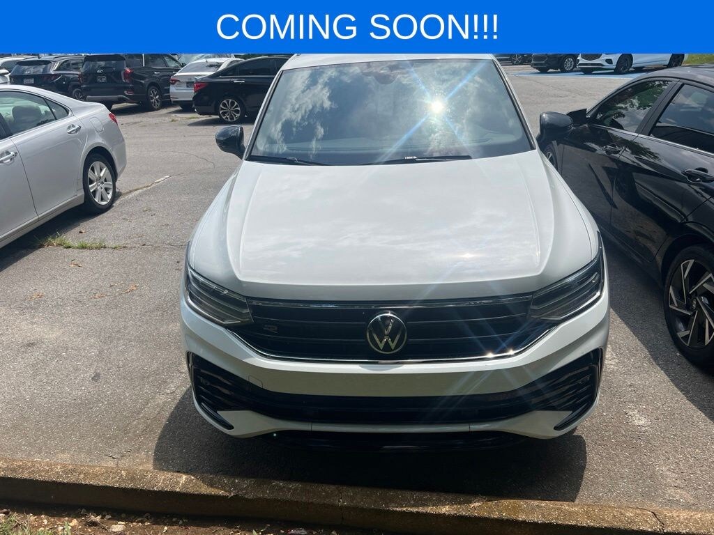 Used 2023 Volkswagen Tiguan 2.0T SE R-Line Black SUV