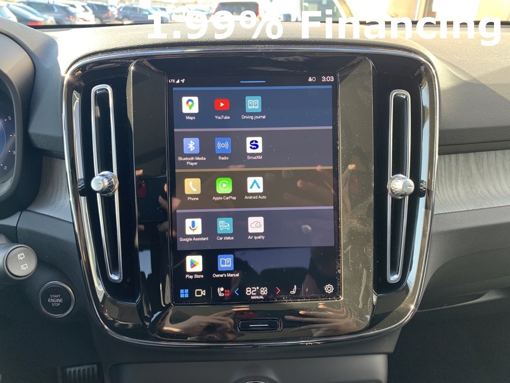 2025 Volvo XC40 Plus - Photo 20