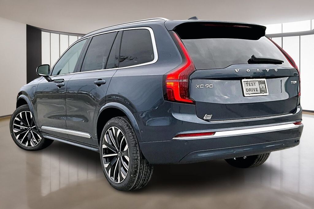 New 2026 Volvo XC90 plug-in hybrid T8 Ultra 7-Seater SUV