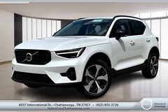 2026 Volvo XC40 B5 Plus AWD SUV