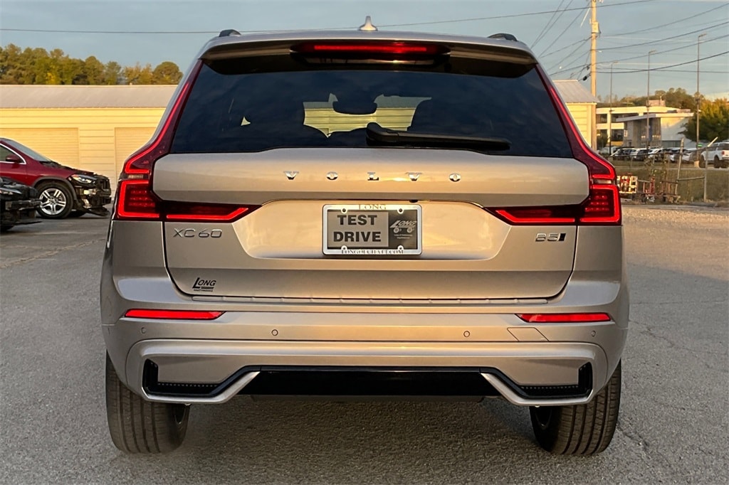 New 2026 Volvo XC60 B5 Plus SUV
