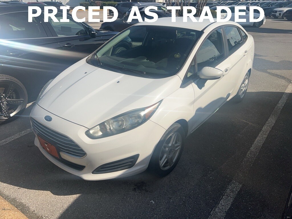 Used 2017 Ford Fiesta SE Sedan
