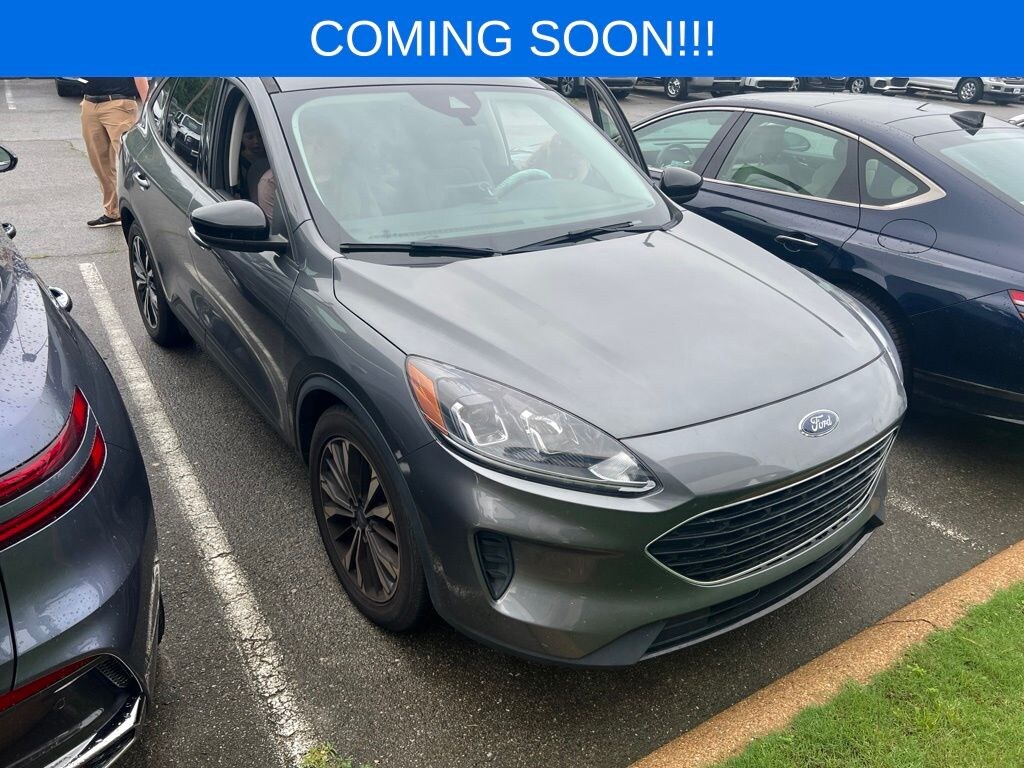 Used 2022 Ford Escape SE SUV