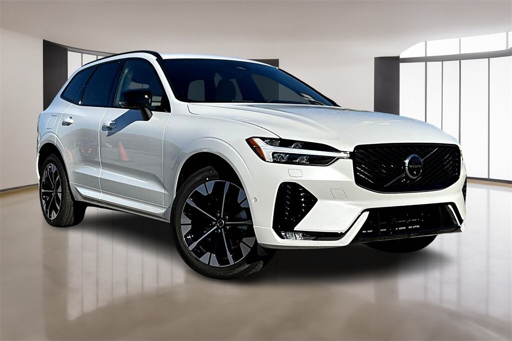 New 2026 Volvo XC60 B5 Plus SUV
