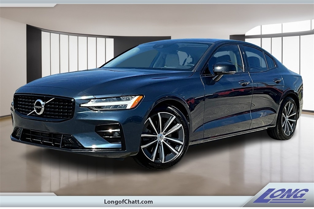 2021 Volvo S60 T5 Momentum