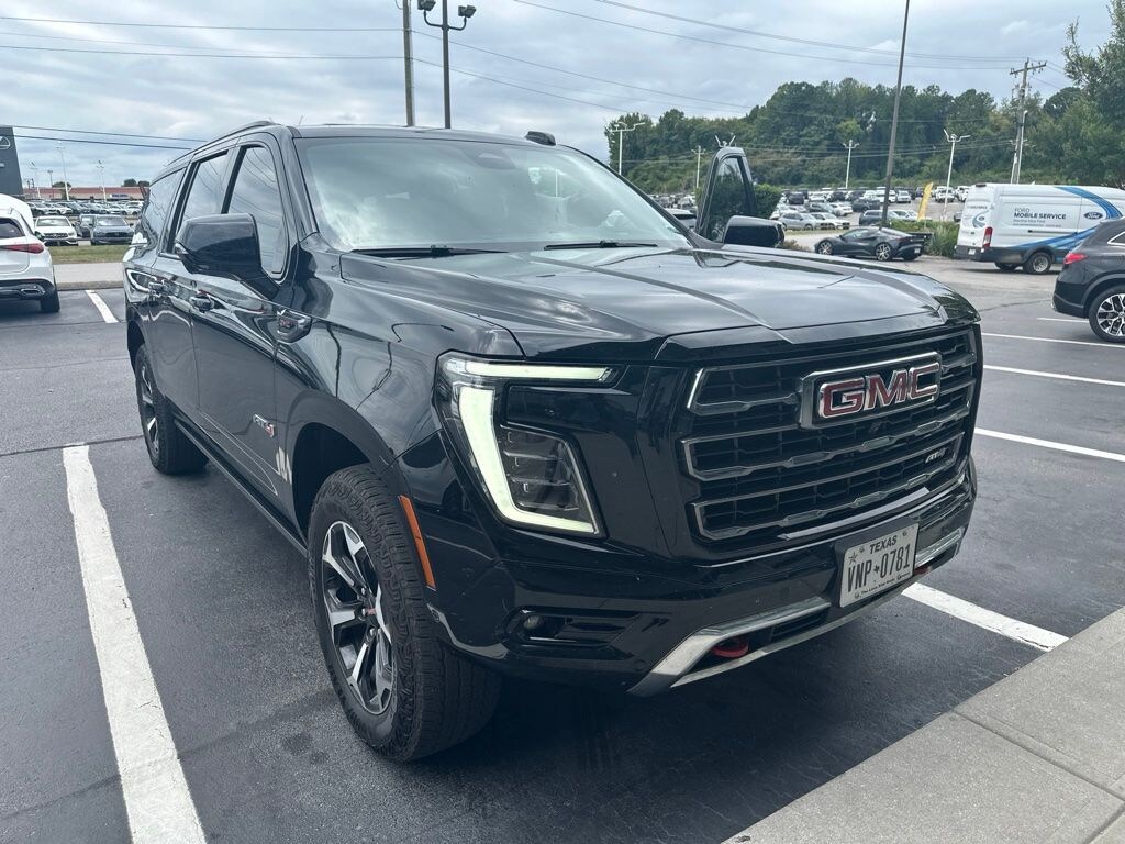 Used 2025 GMC Yukon XL AT4 SUV