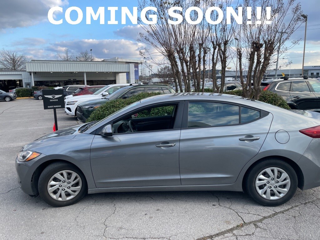 Used 2018 Hyundai Elantra SE Sedan