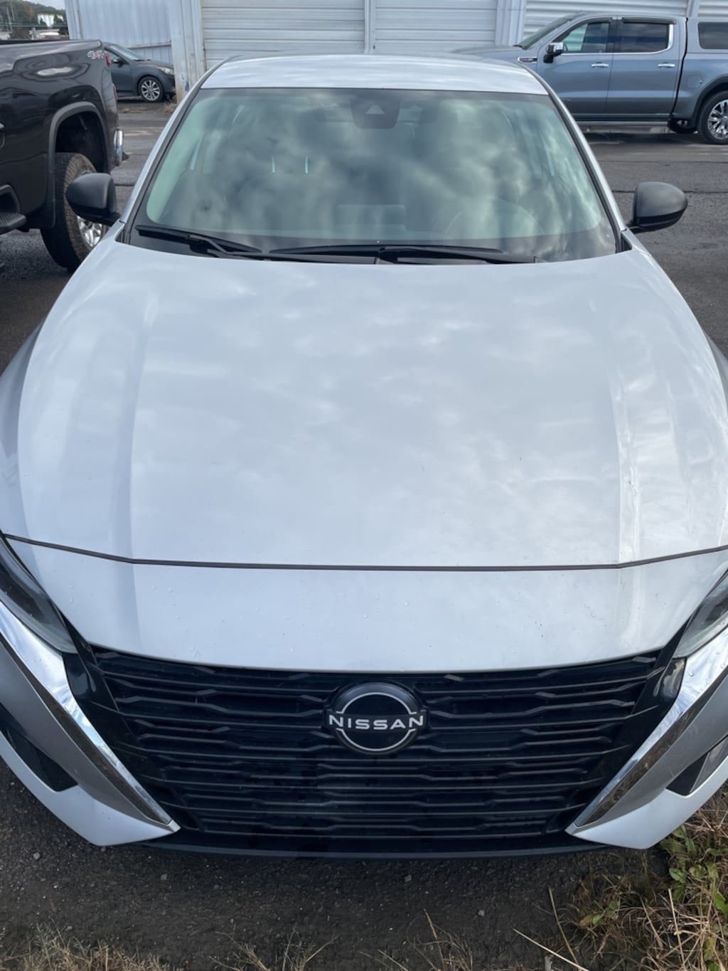 Used 2024 Nissan Altima 2.5 SV Sedan