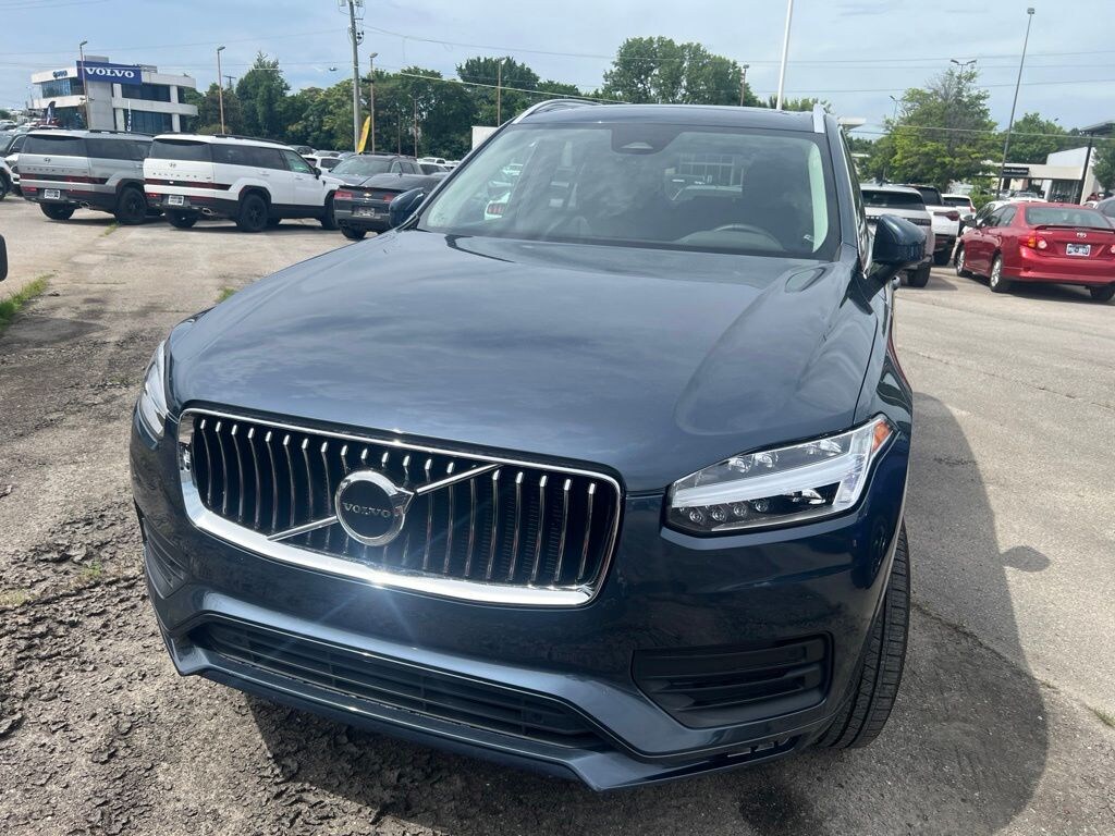 Used 2023 Volvo XC90 B5 Core SUV