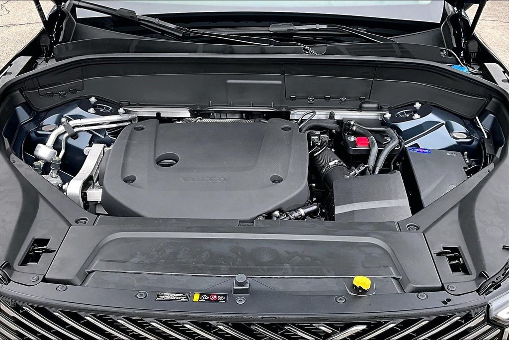 2026 Volvo XC90 Ultra - Photo 12