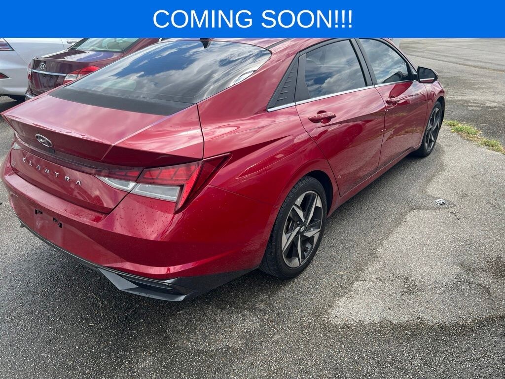 Used 2021 Hyundai Elantra SEL Sedan