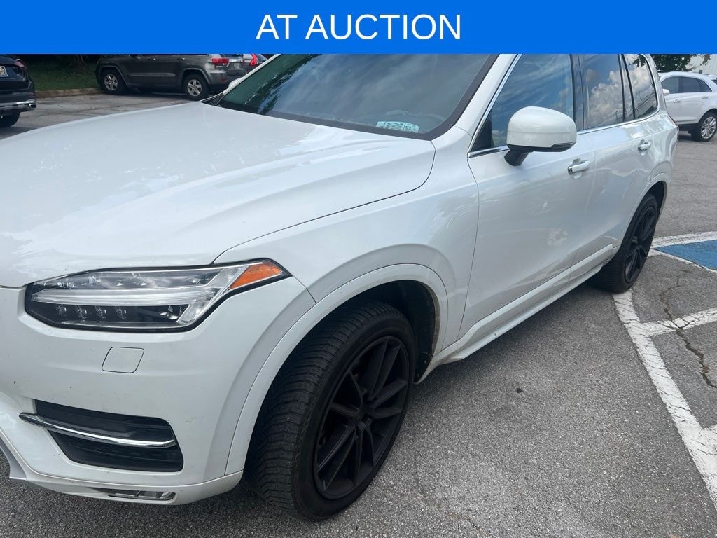 Used 2018 Volvo XC90 T6 Momentum SUV