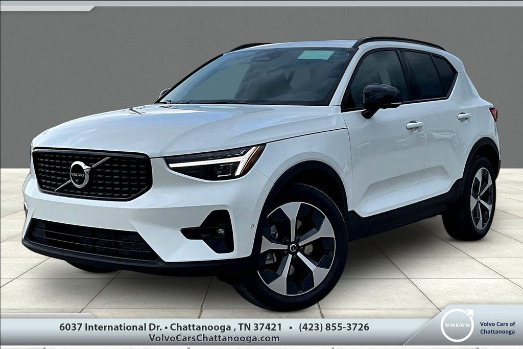 2026 Volvo XC40