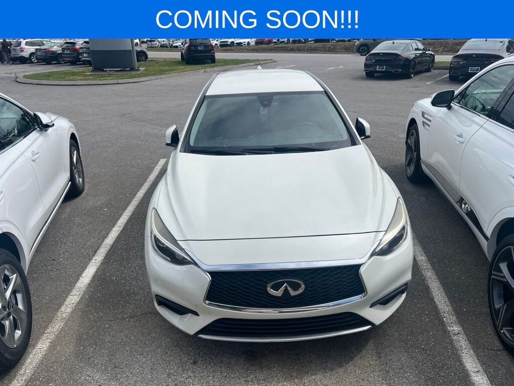 Used 2018 INFINITI QX30 Pure SUV