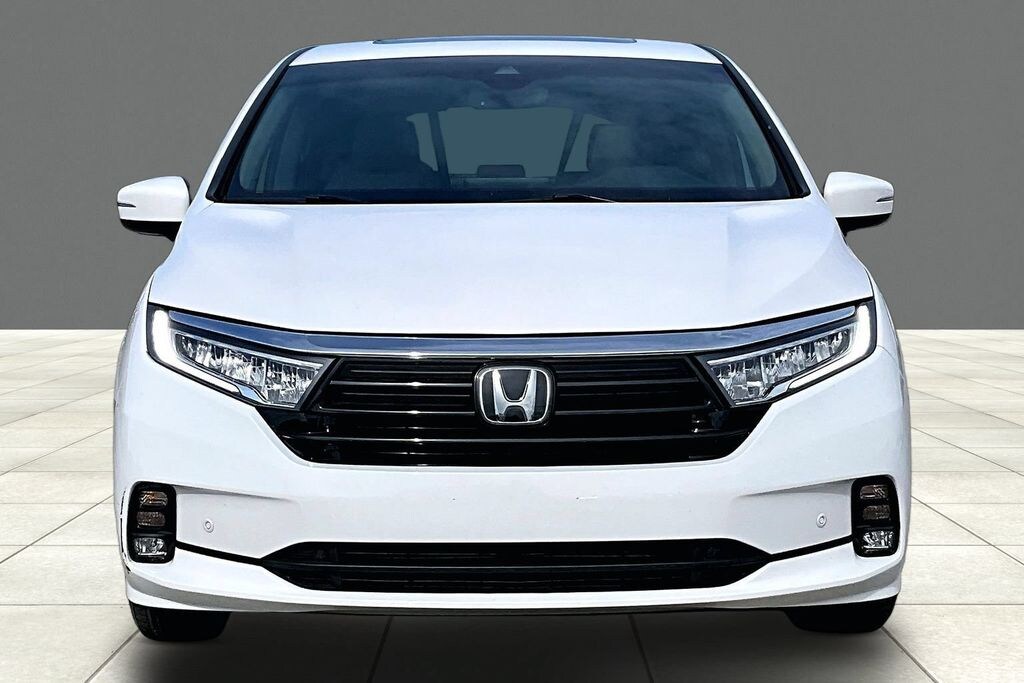 Used 2024 Honda Odyssey Touring Minivan/Van