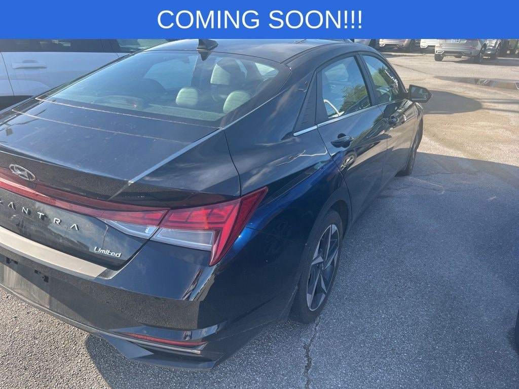 Used 2023 Hyundai Elantra Limited Sedan