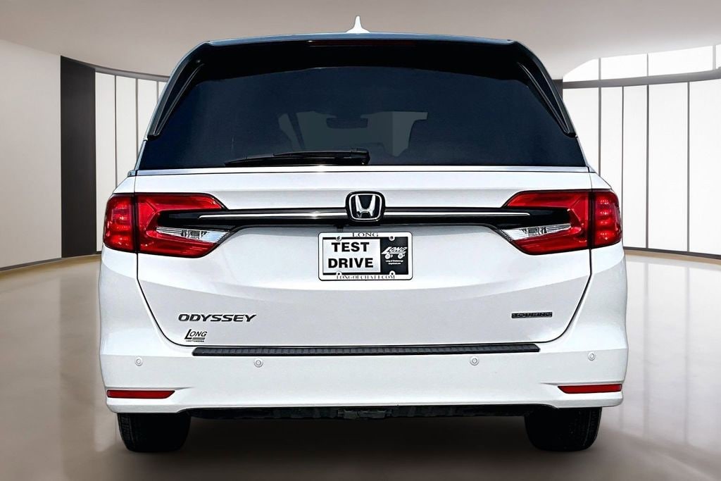 Used 2024 Honda Odyssey Touring Minivan/Van