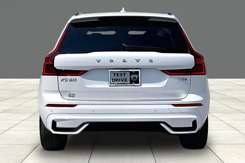 New 2026 Volvo XC60 plug-in hybrid T8 Ultra SUV