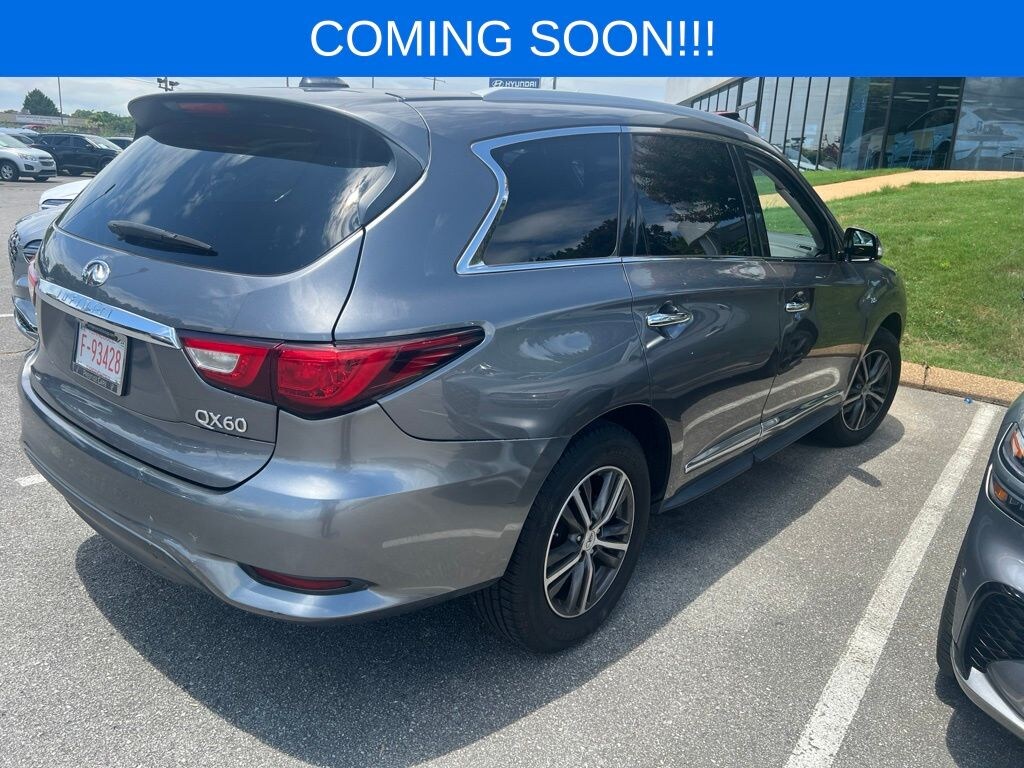 Used 2017 INFINITI QX60 Base SUV