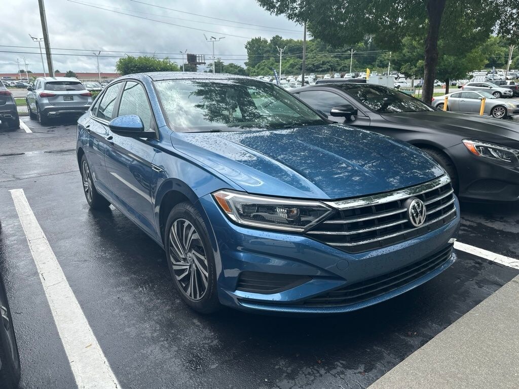 Used 2020 Volkswagen Jetta SEL Sedan