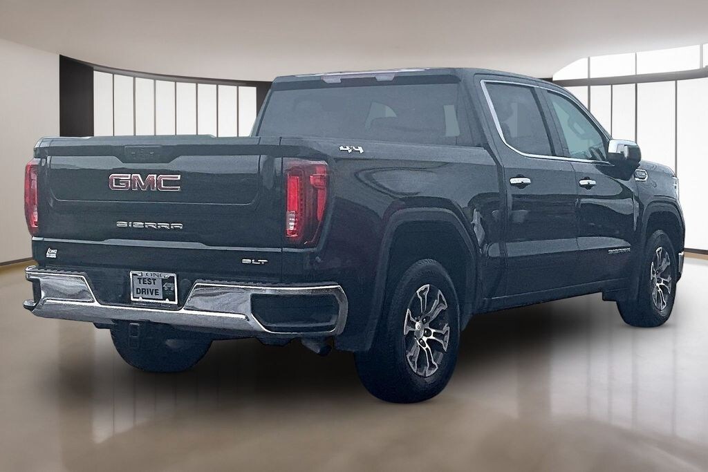 Used 2025 GMC Sierra 1500 SLT Truck