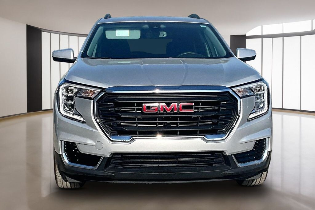 Used 2022 GMC Terrain SLE SUV