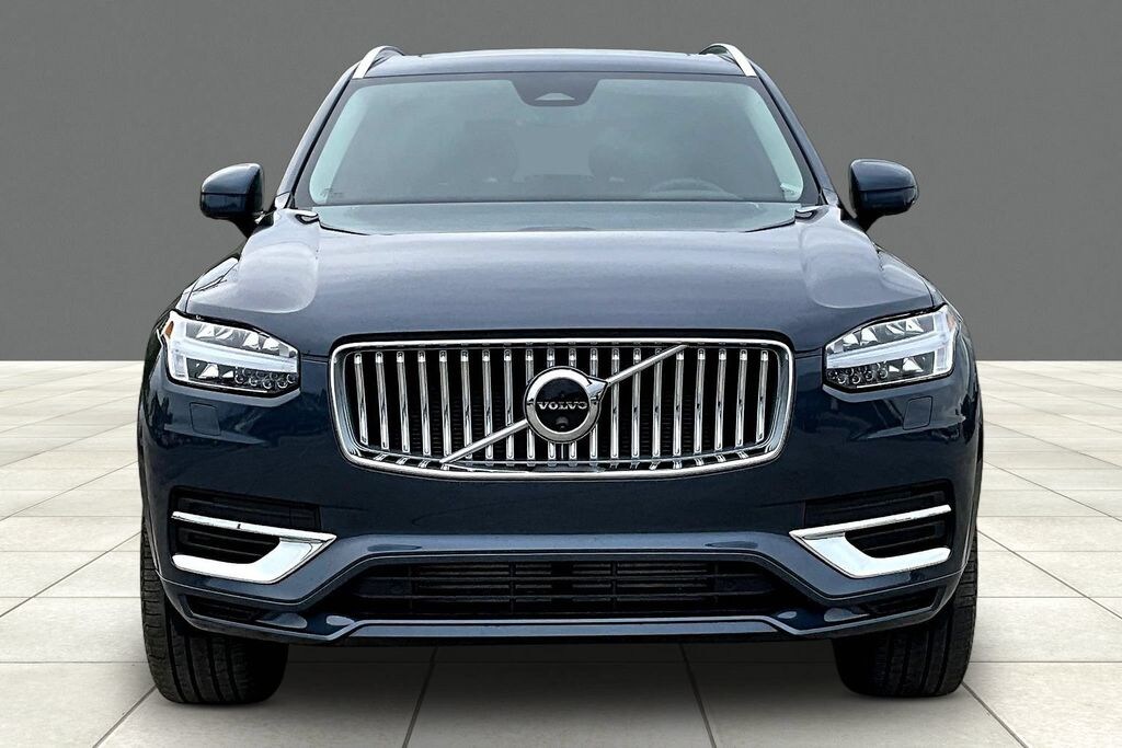 Used 2025 Volvo XC90 Plug-In Hybrid T8 Plus SUV