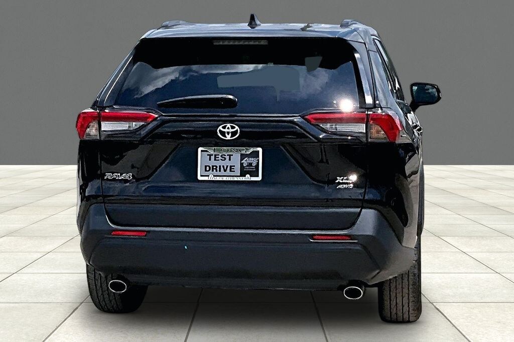 Used 2025 Toyota RAV4 XLE SUV