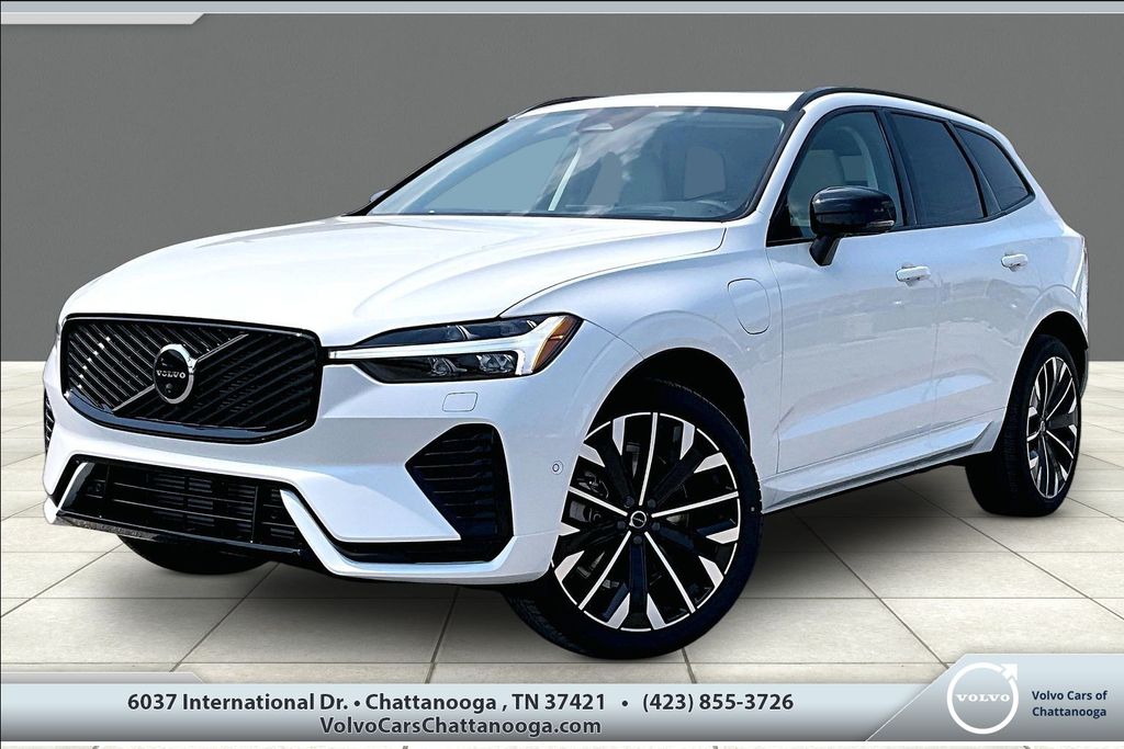 New 2026 Volvo XC60 plug-in hybrid T8 Ultra