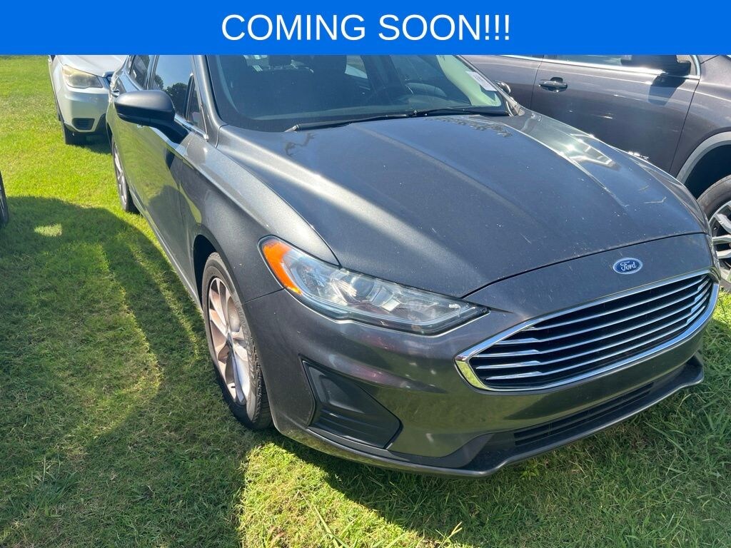 Used 2020 Ford Fusion SE Sedan