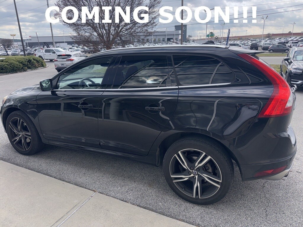 Used 2017 Volvo XC60 T6 R-Design SUV